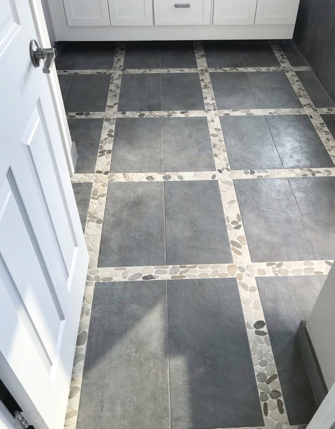 Bathroom tile floor